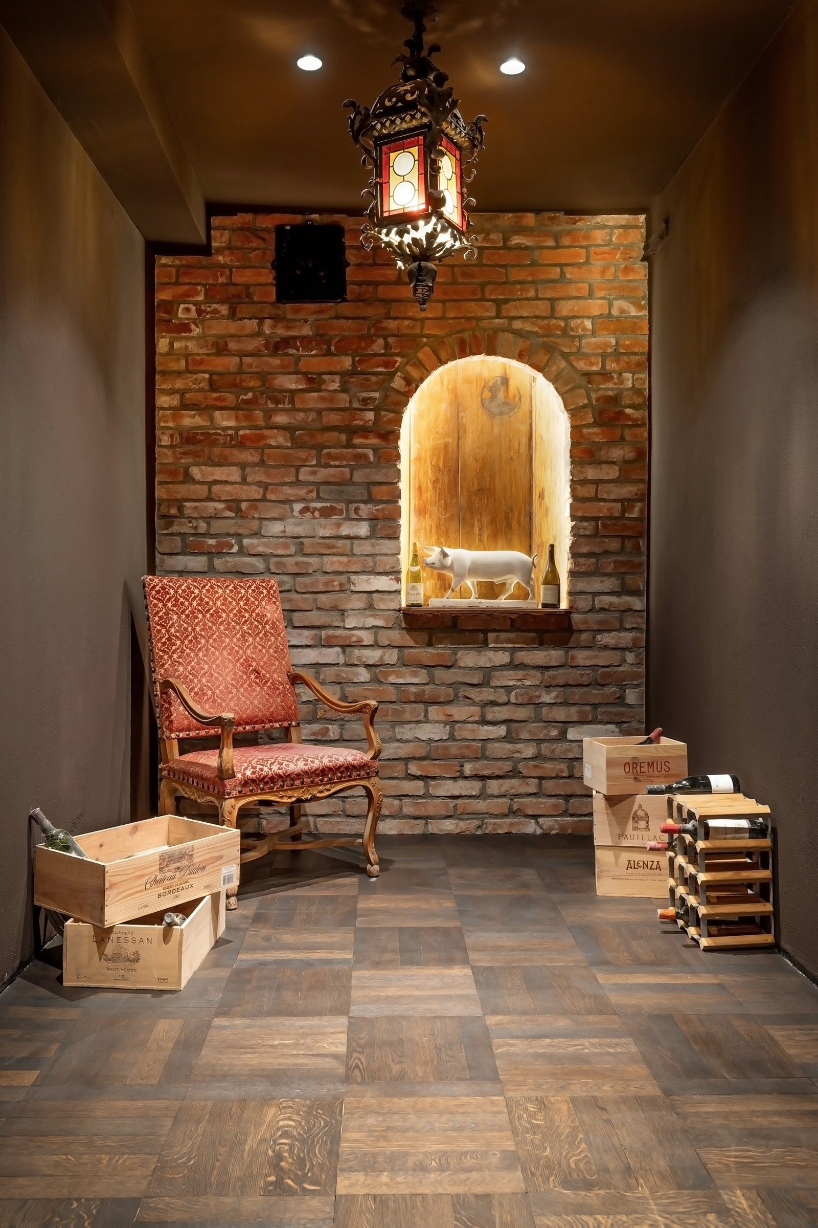 Vinrom i kjelleren Galleribilde