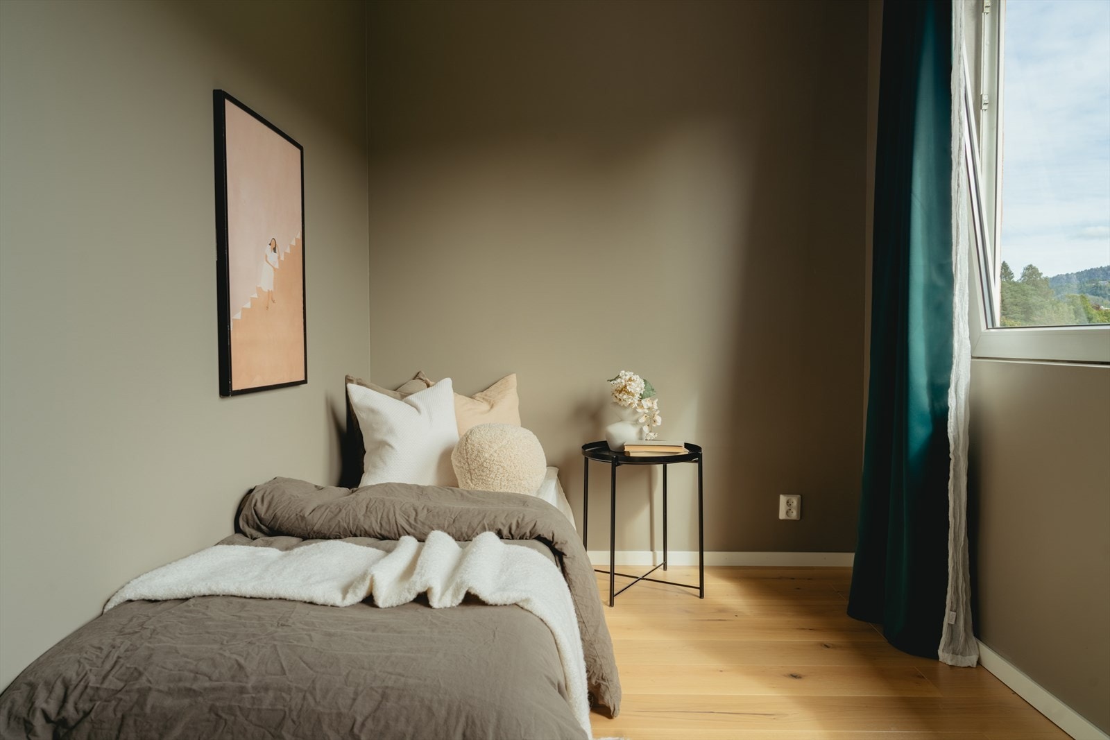 Soverom 2 er målt til 8.2 m² Galleribilde