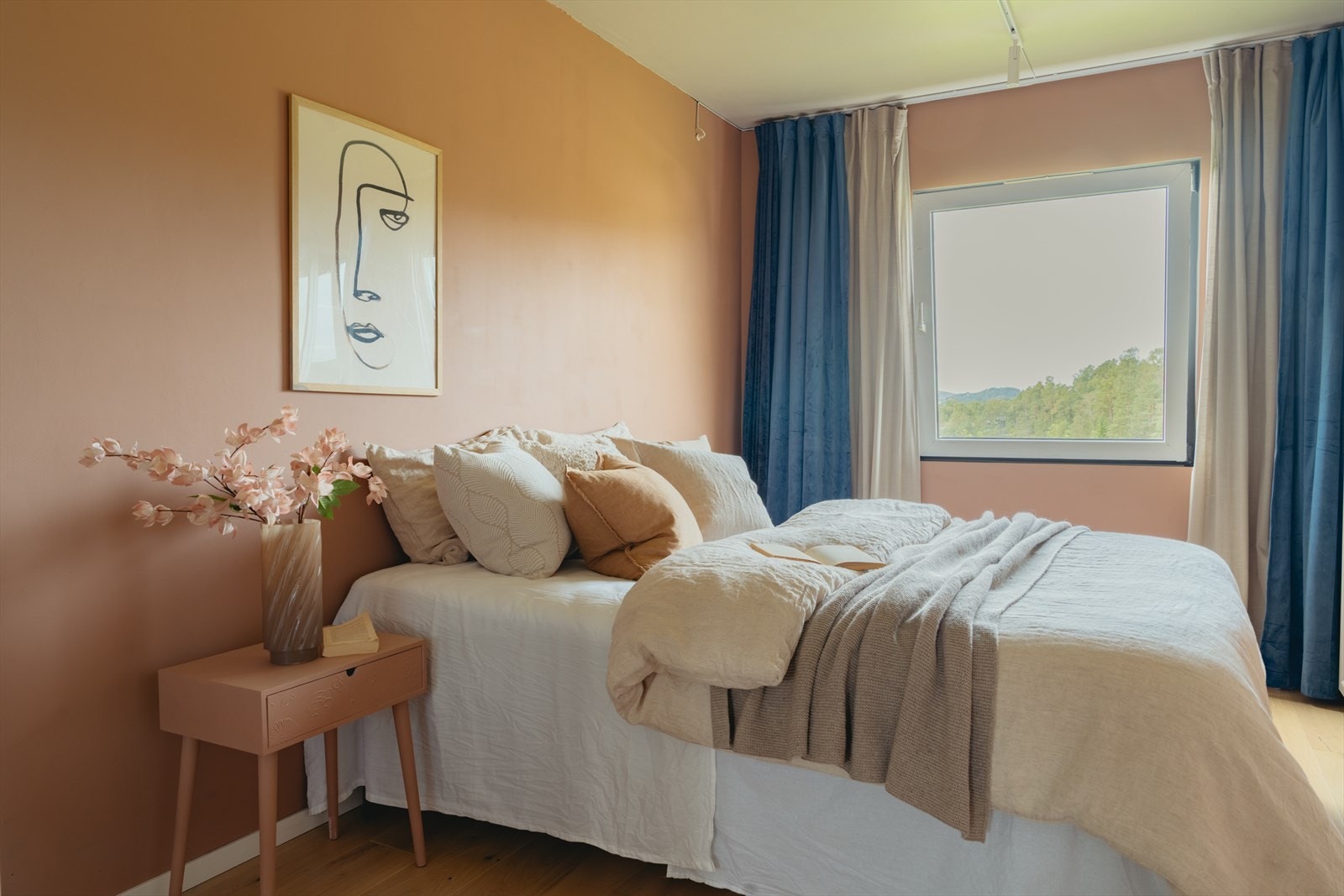 Nyt morningene med godt lysinnslipp Galleribilde