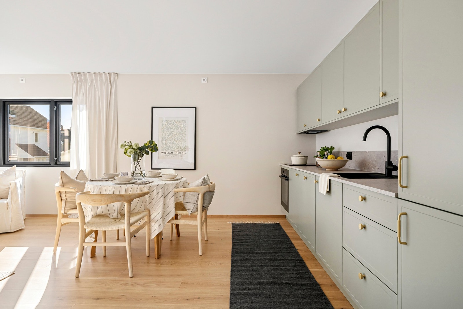 God plass til et spisebord, enten du vil samle familien eller gode venner. Galleribilde