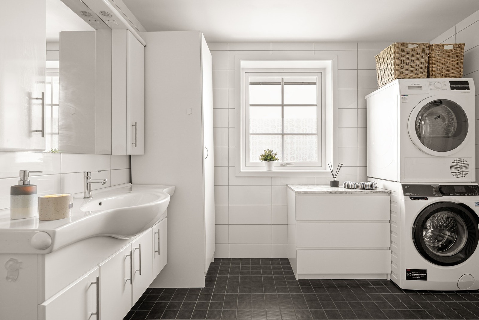 Det er opplegg for vaskemaskin og tørketrommel Galleribilde