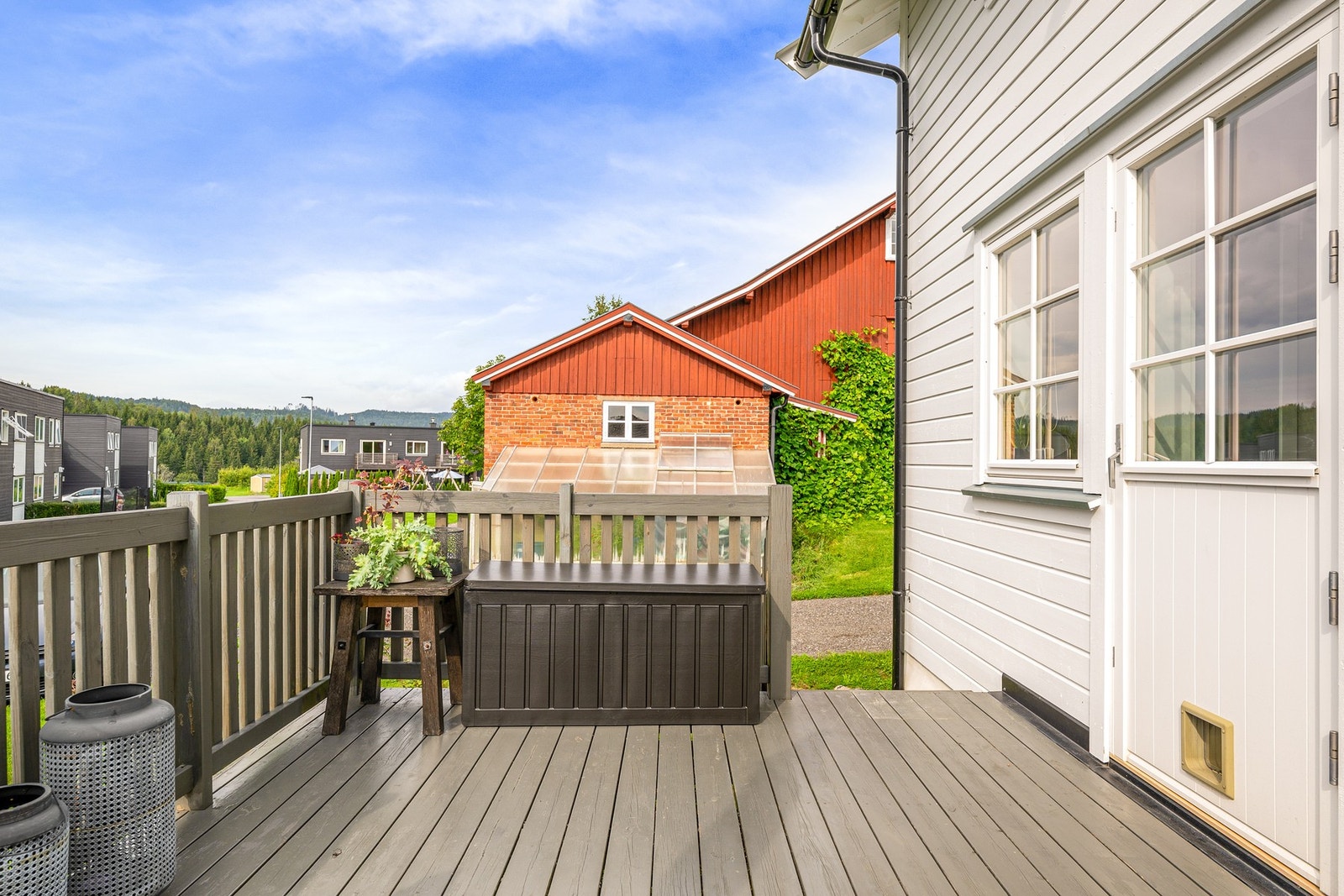 Uteplass Galleribilde