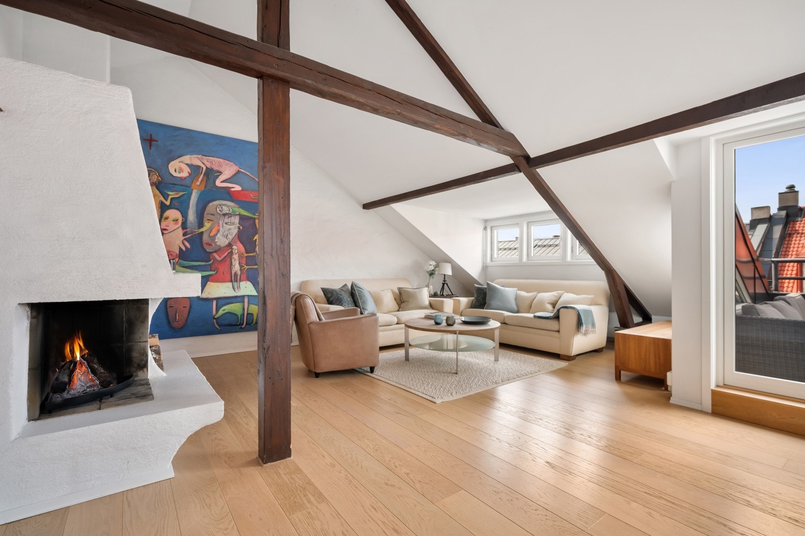 Attraktiv beliggenehet med nærhet til et rikt servicetilbud. Galleribilde