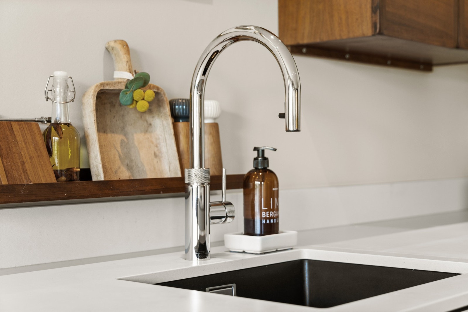 Eksklusiv Blanco-vask med Quooker-armatur Galleribilde