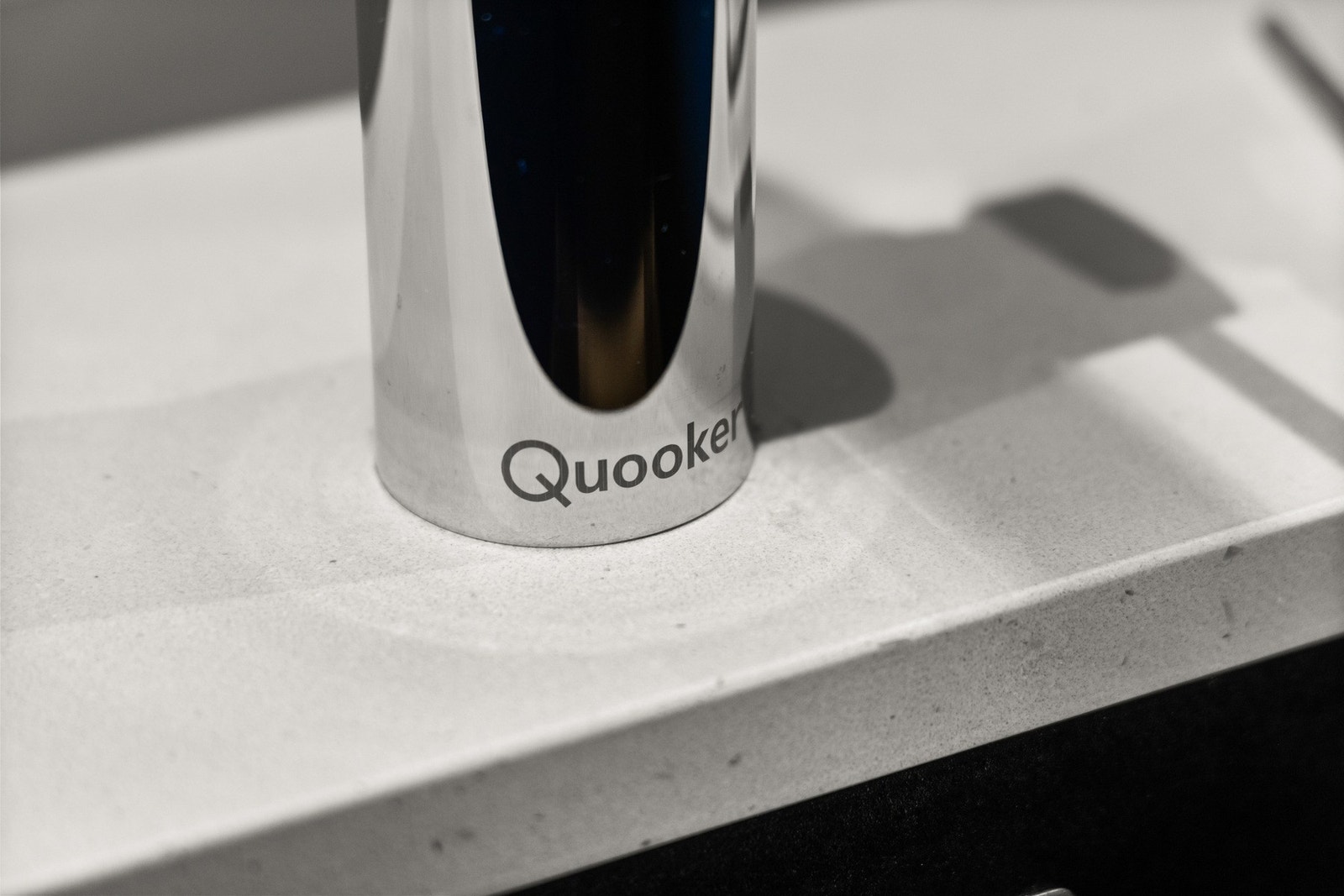 Kokende vann rett fra kranen! Galleribilde