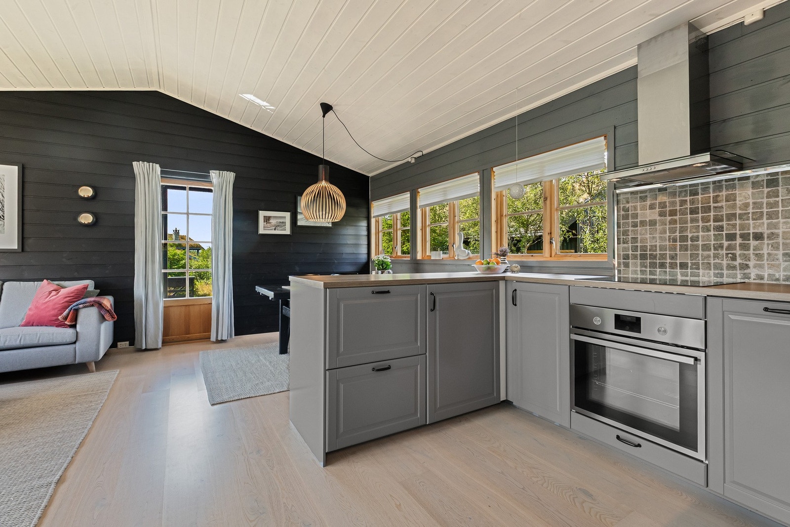 Adkomst ut til terrasse Galleribilde