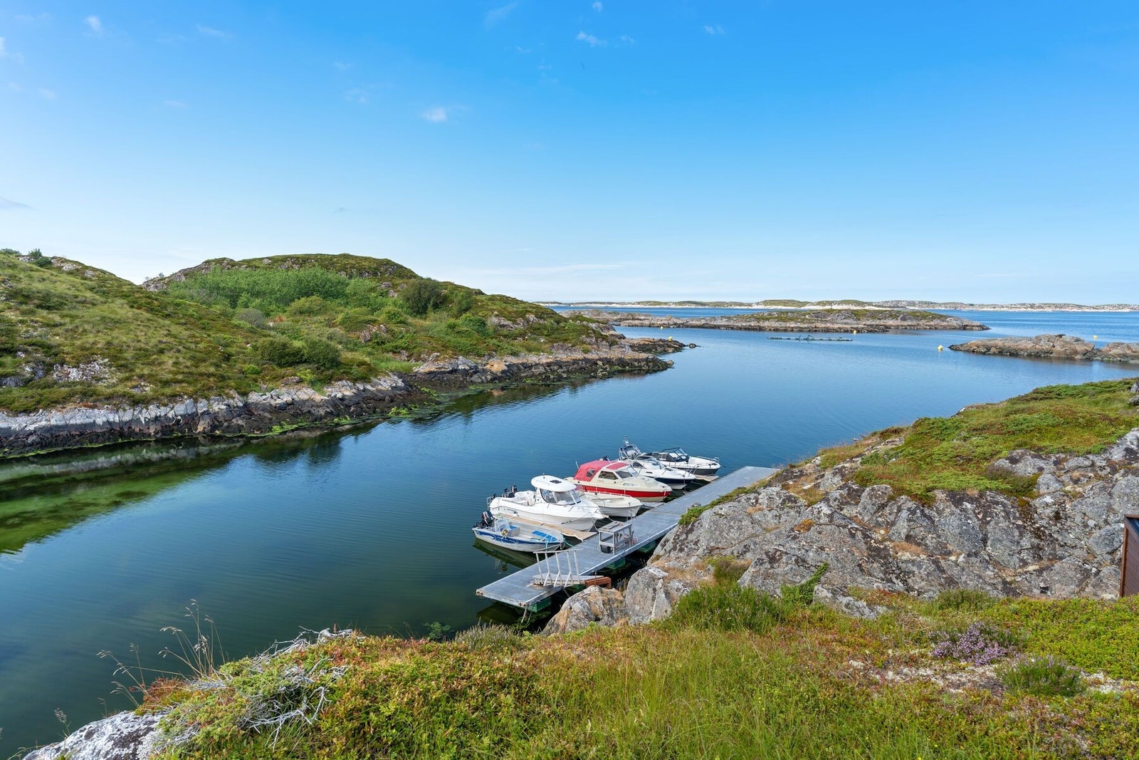 Selger disponerer båtplass i nærliggende marina Galleribilde