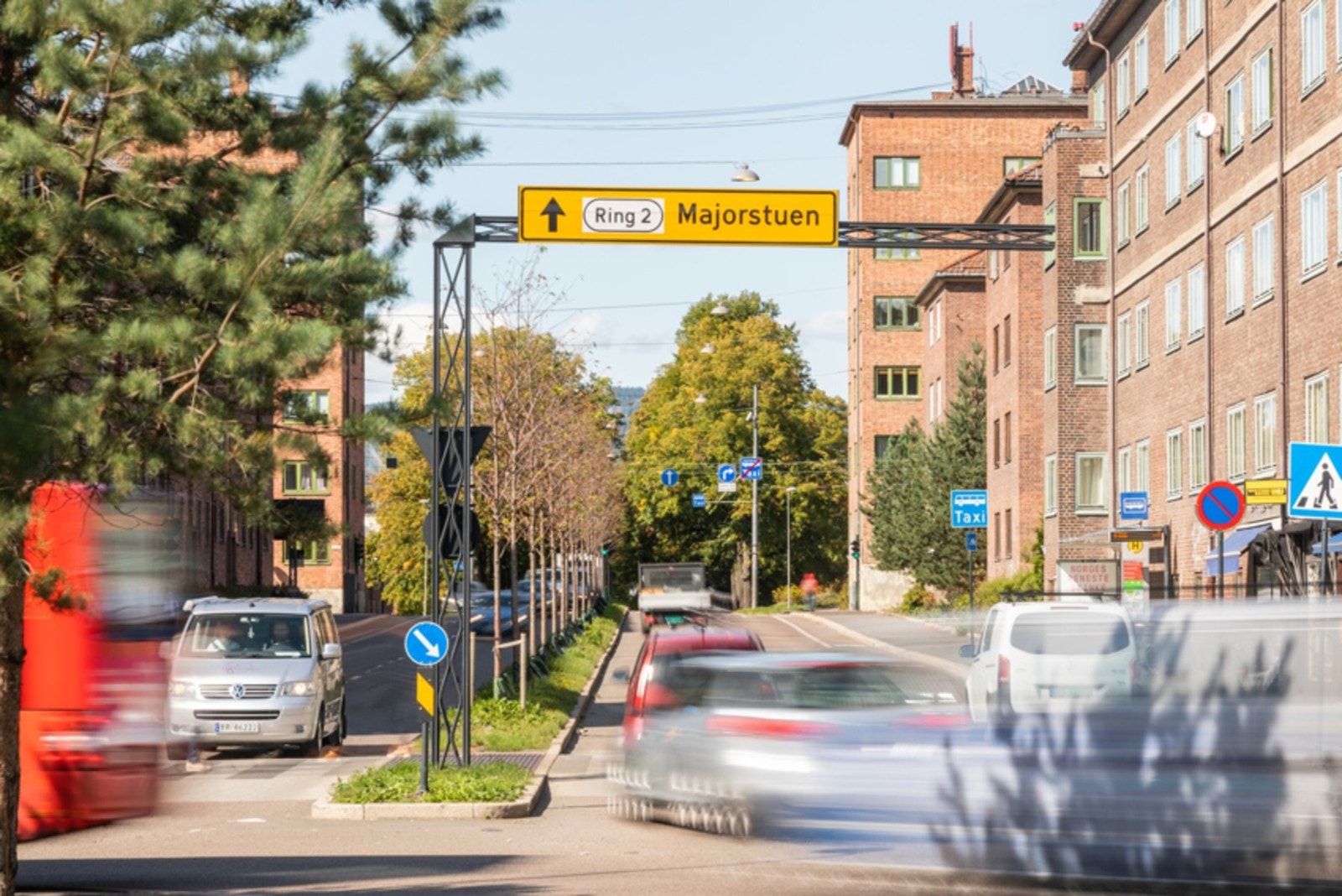 Det er gode kollektivforbindelser i nærområdet, her fra Carl Berner. Galleribilde