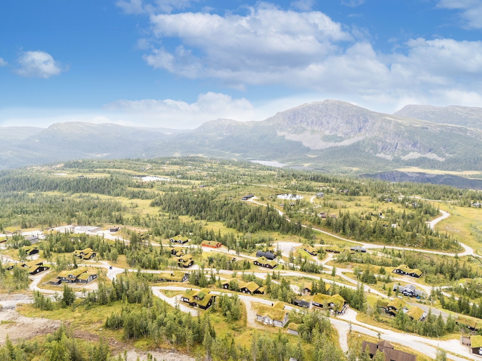 Kun 2 timer fra Oslo - her er det lett å finne roen året rundt. Galleribilde