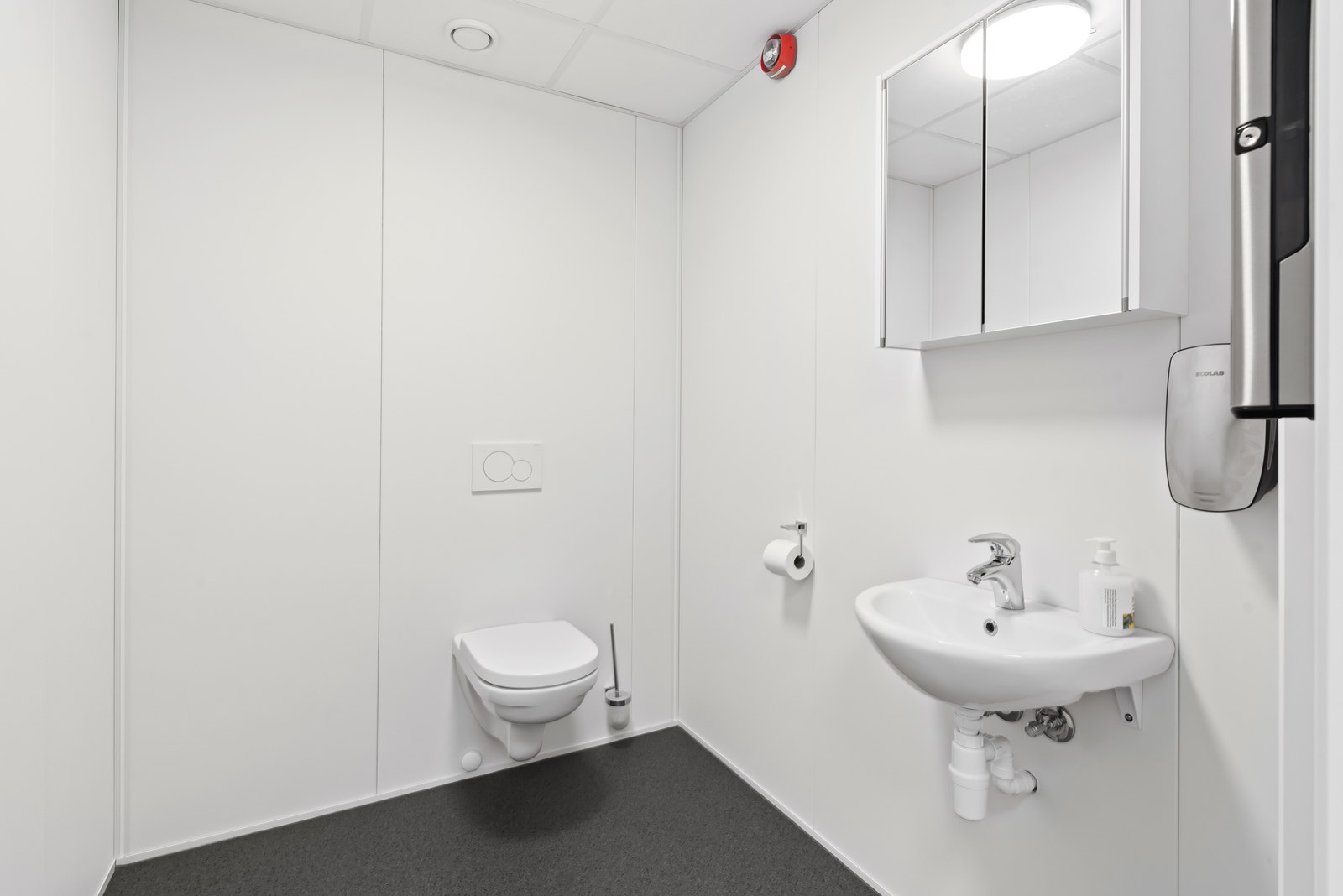 Rom N - Toalett 2 Galleribilde