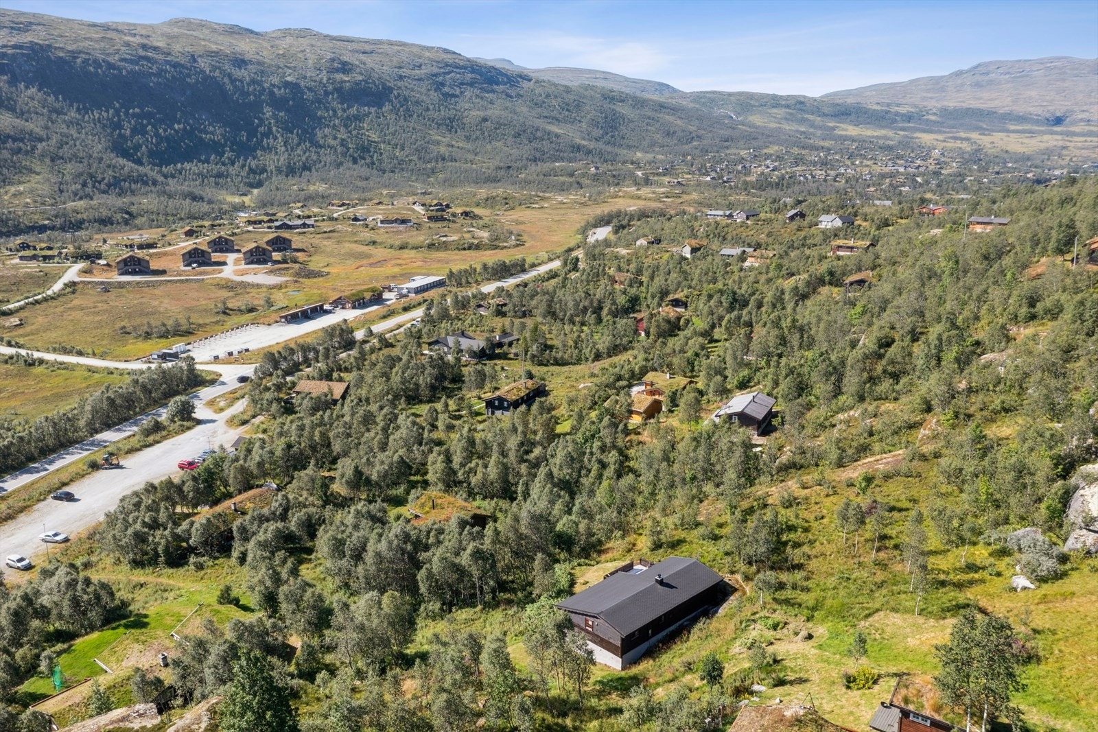 Flott beliggenhet i dalen. Galleribilde