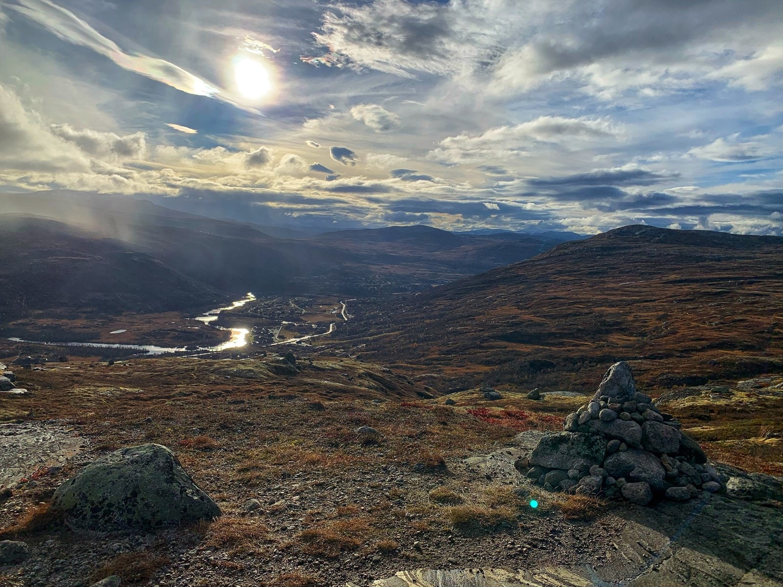 Utsikt fra en av toppene på Maurset. Nydelig landskap Galleribilde