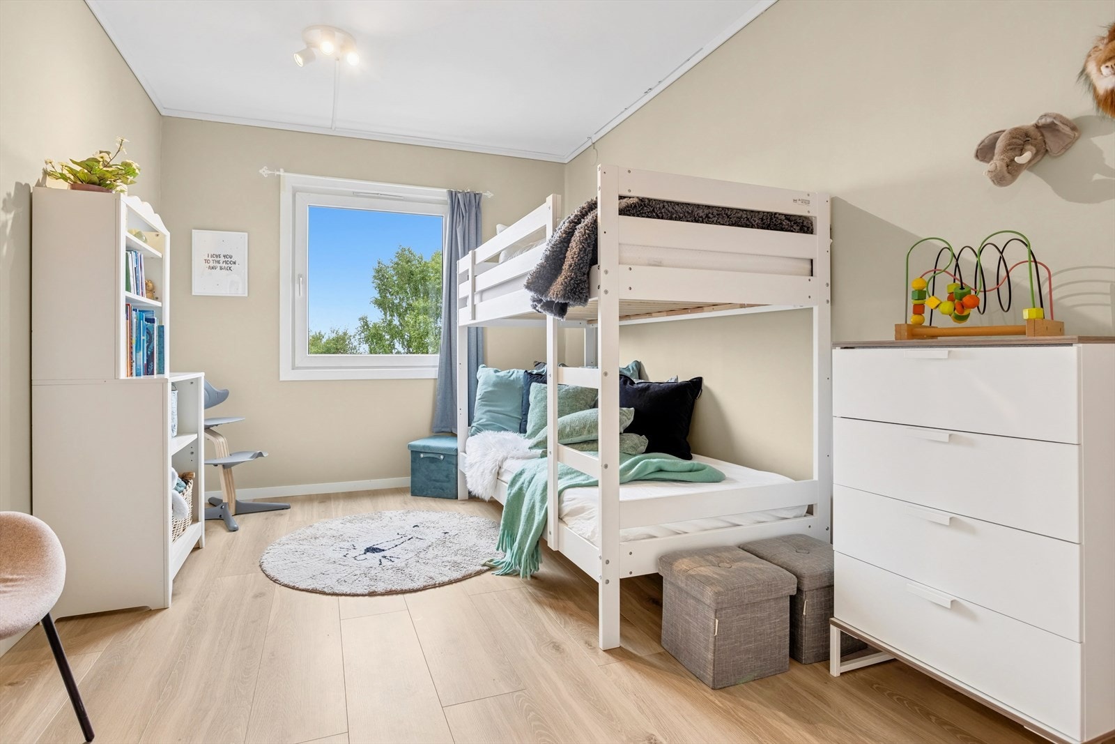 Soverom nr. 2 er 10,6 kvm. Galleribilde