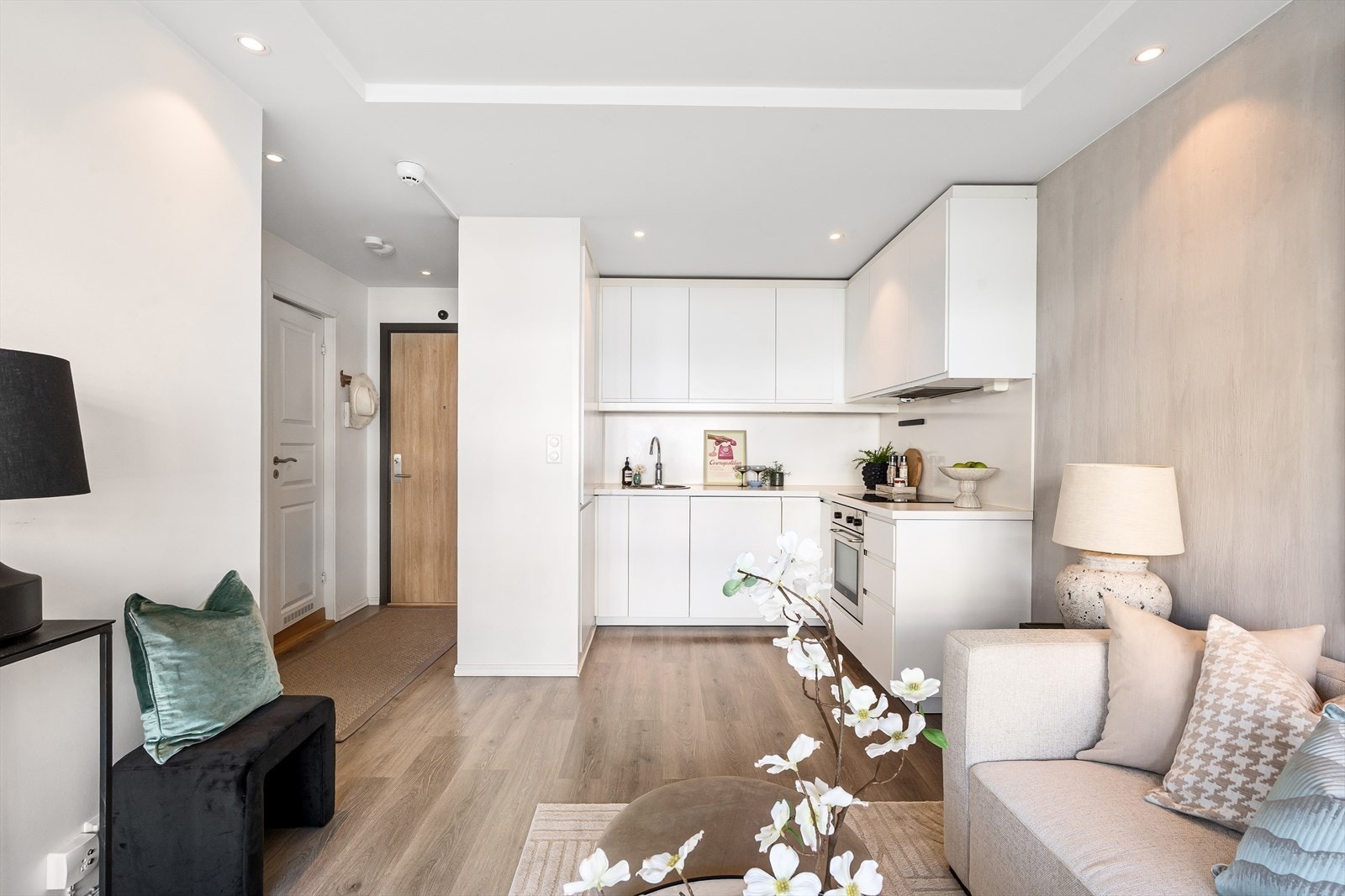 Kjøkkenet ble oppgradert av tidligere eier i 2017. Galleribilde