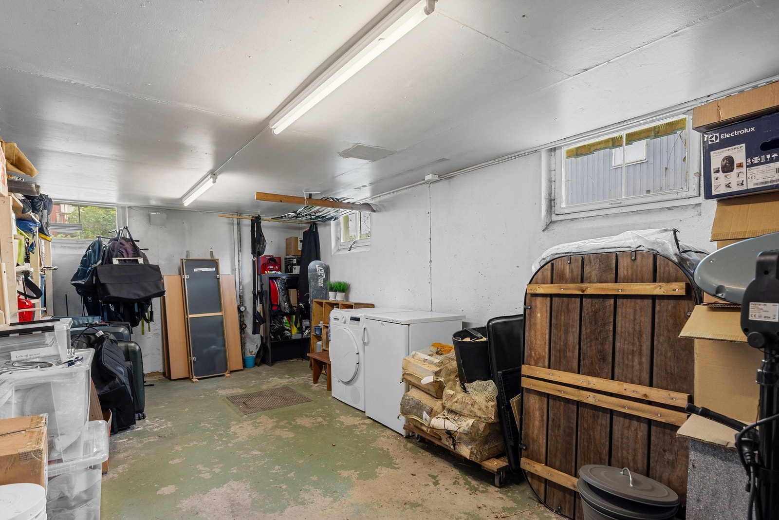 Svært stor kjellerbod på ca 19. kvm Galleribilde