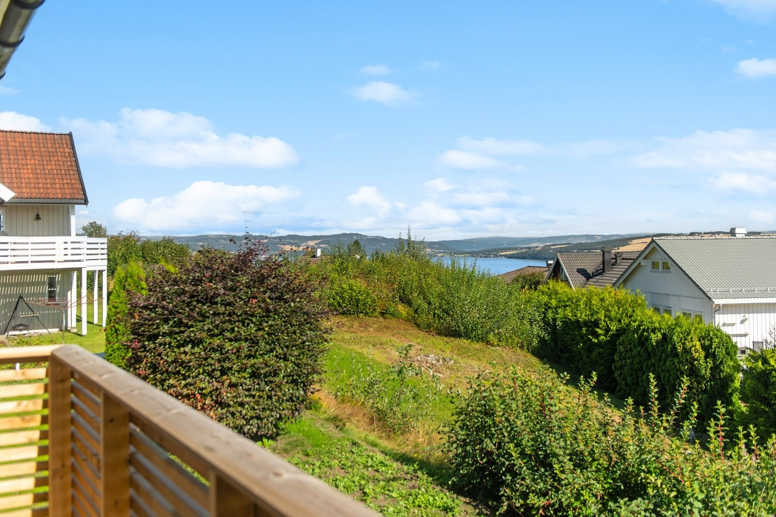 Her nyter man de flotte omgivelsene som omgir eiendommen. Galleribilde