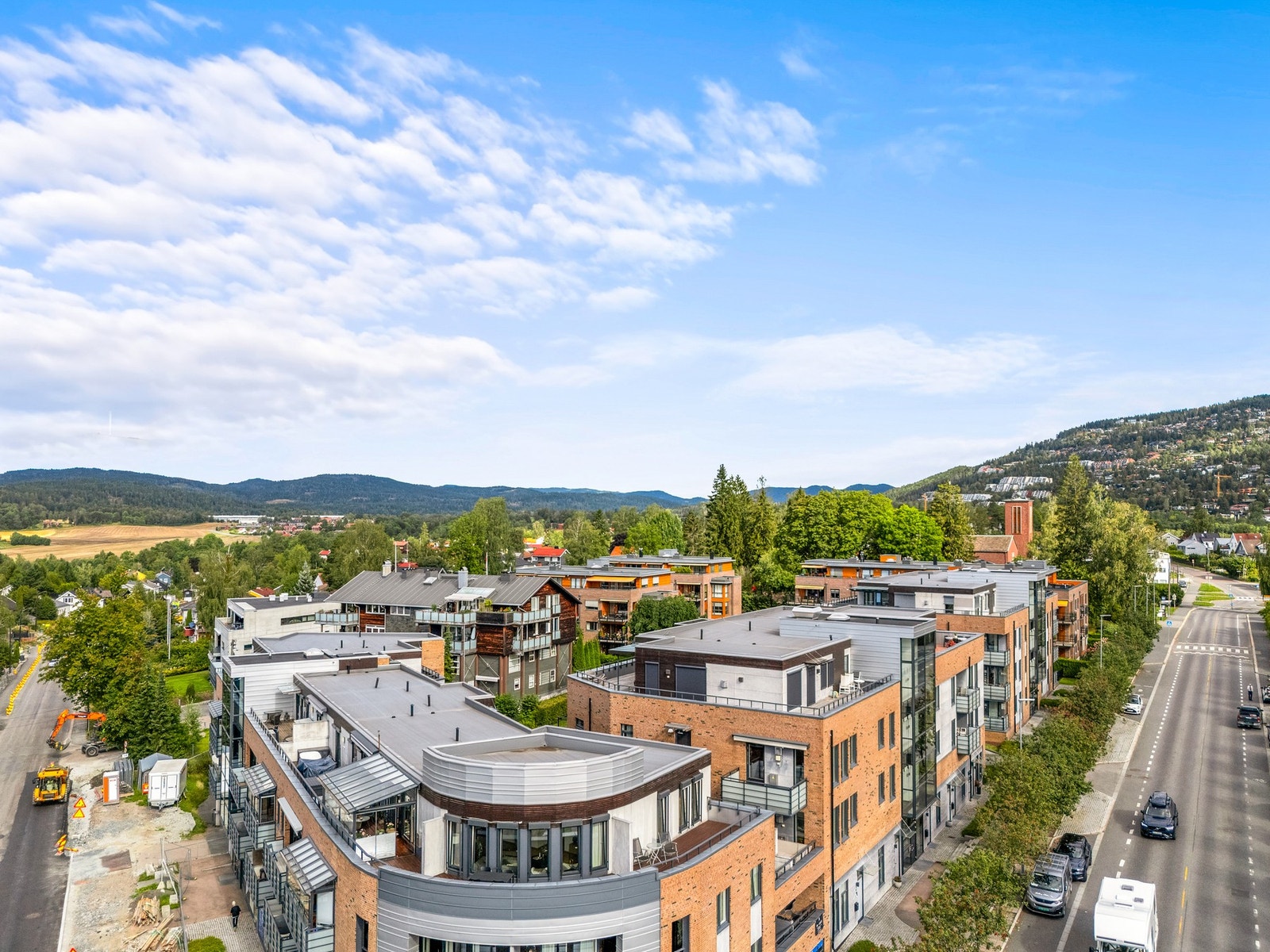 Med buet terrasse har du optimale solforhold hele dagen. Galleribilde