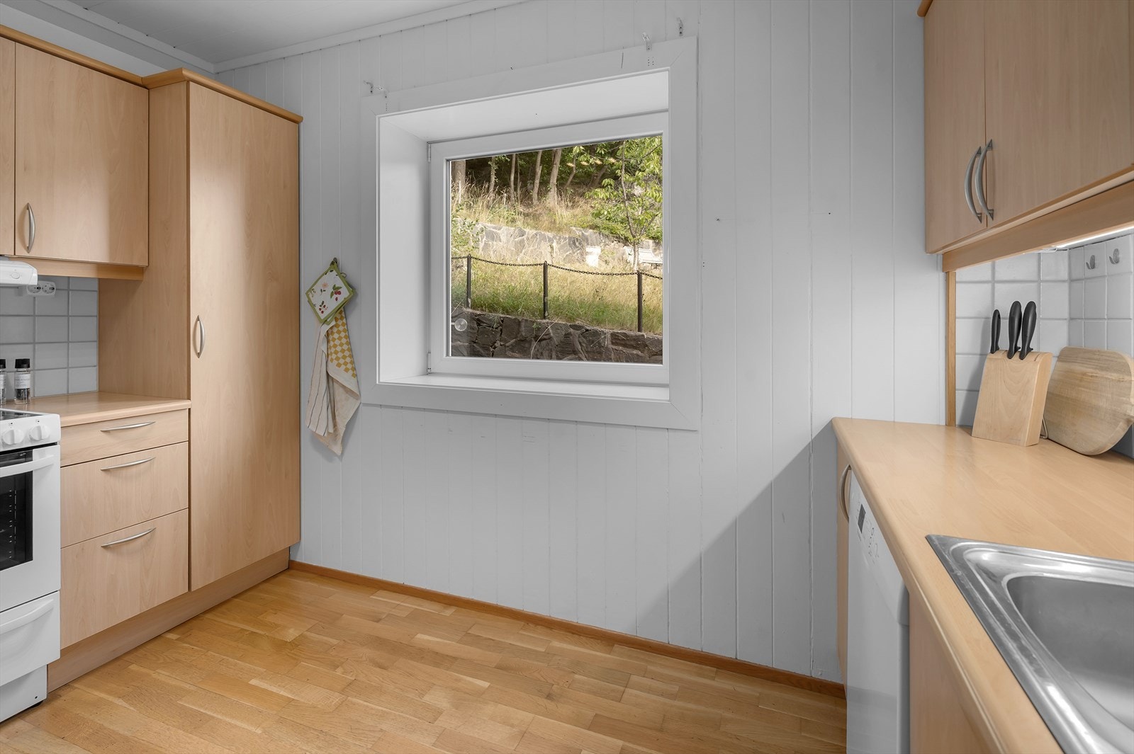 Her er det også plass til et lite kjøkkenbord Galleribilde