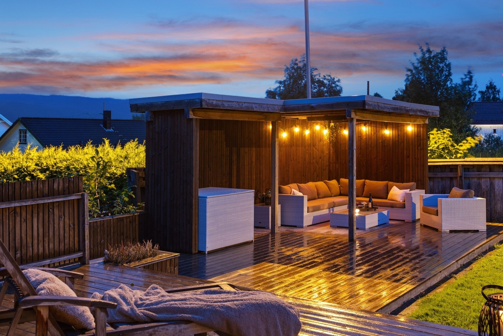 Terrassene, både med og uten overbygg innbyr til sosiale og stemningsfulle arrangement Galleribilde