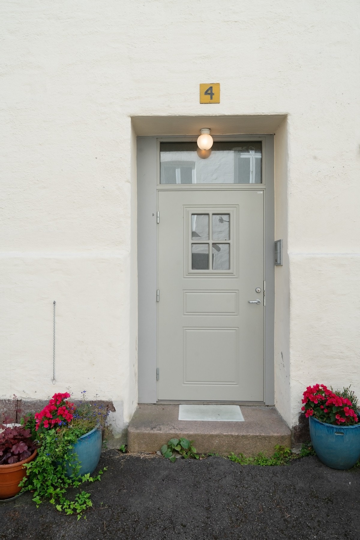 Inngangsparti. Galleribilde