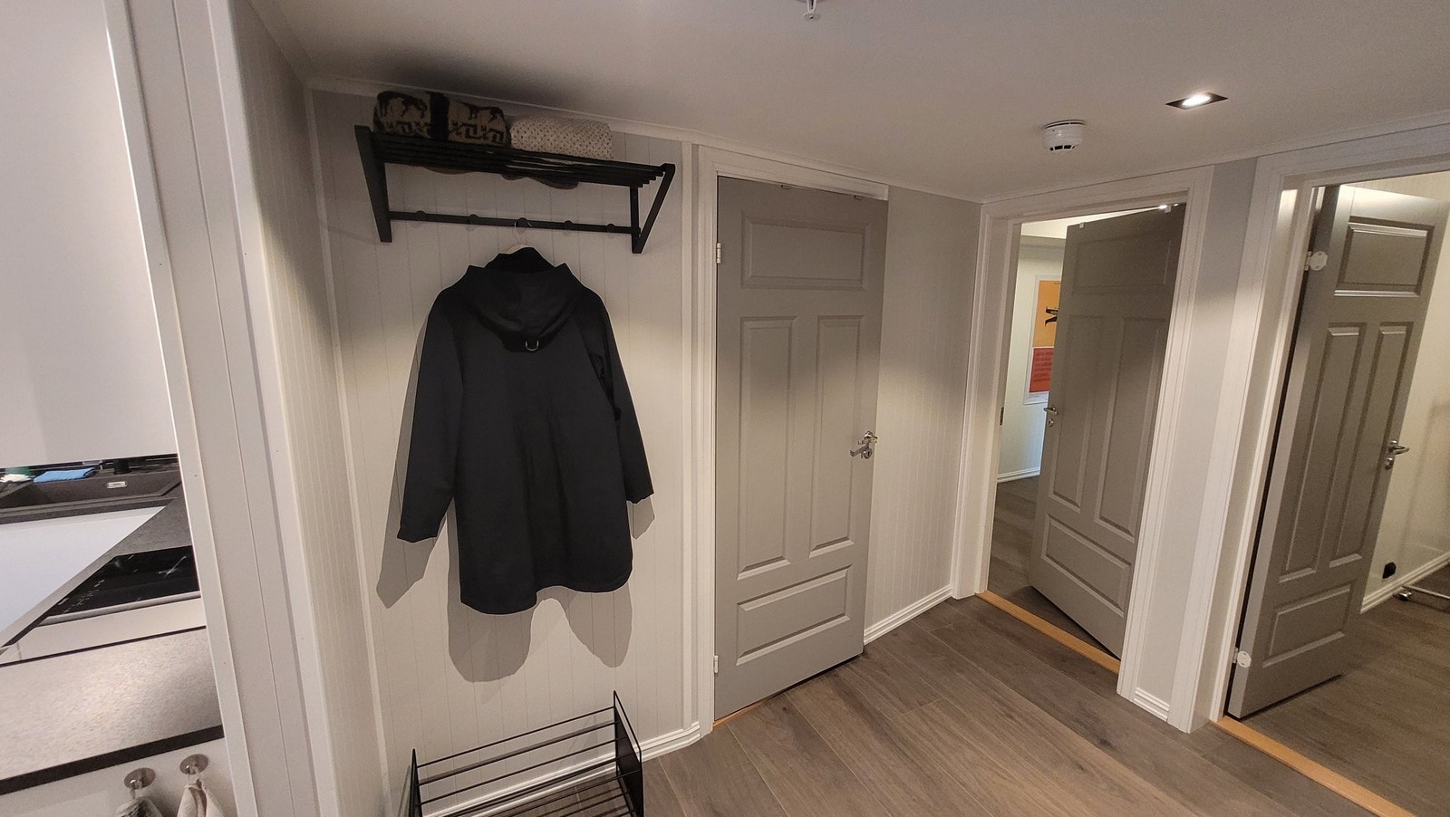 Gang med praktisk opphengsmulighet Galleribilde