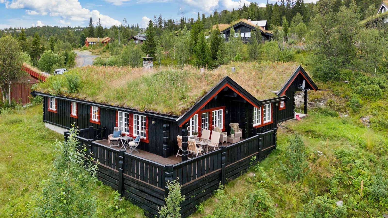 Hytta er bygd i 1999 med noen oppgraderinger og tilbygg i 2010, 2011 og 2021 Galleribilde