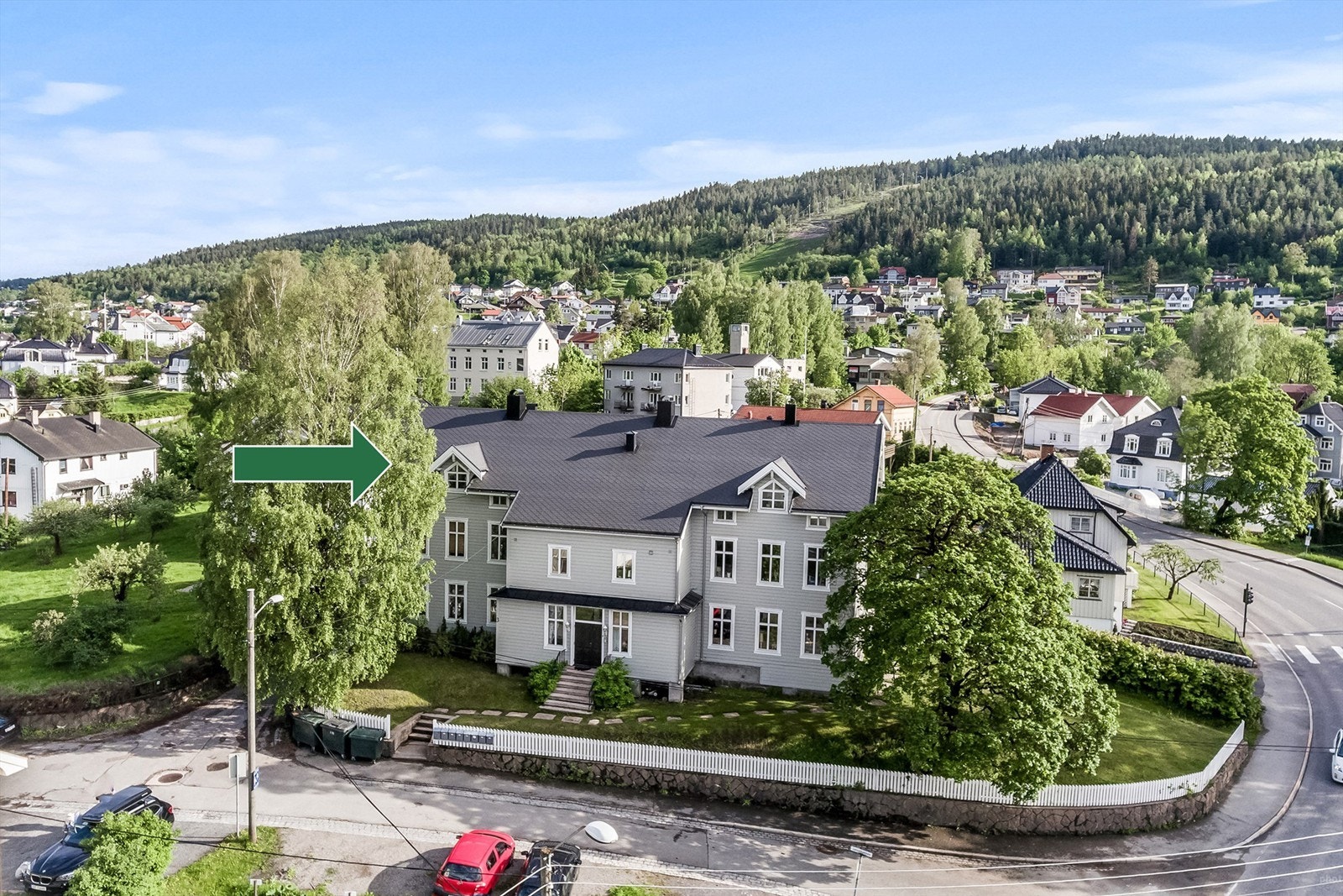 Leiligheten disponerer en romslig bod på ca. 12 kvm i felles kjeller Galleribilde