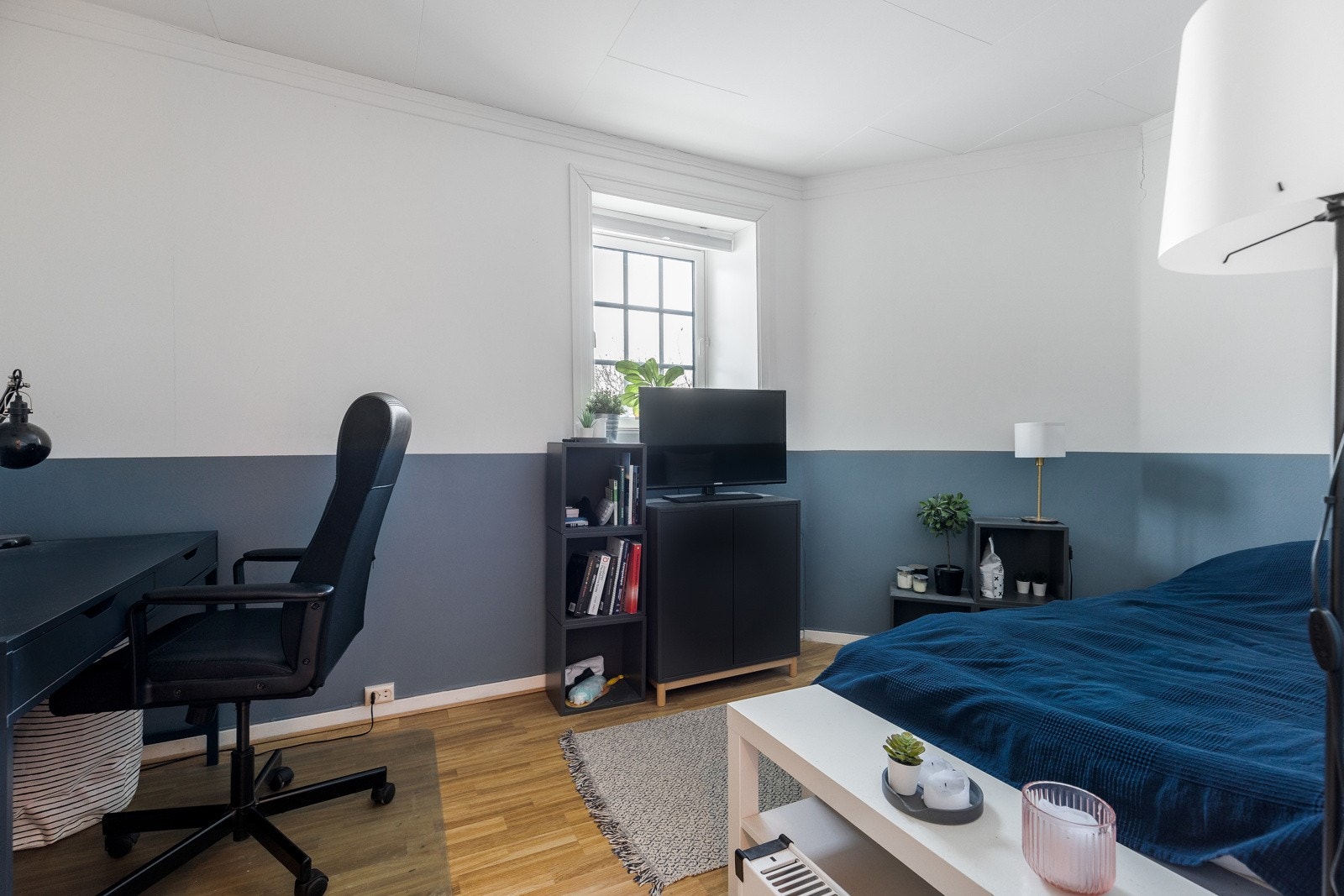 Soverom 2 sokkeletasje Galleribilde