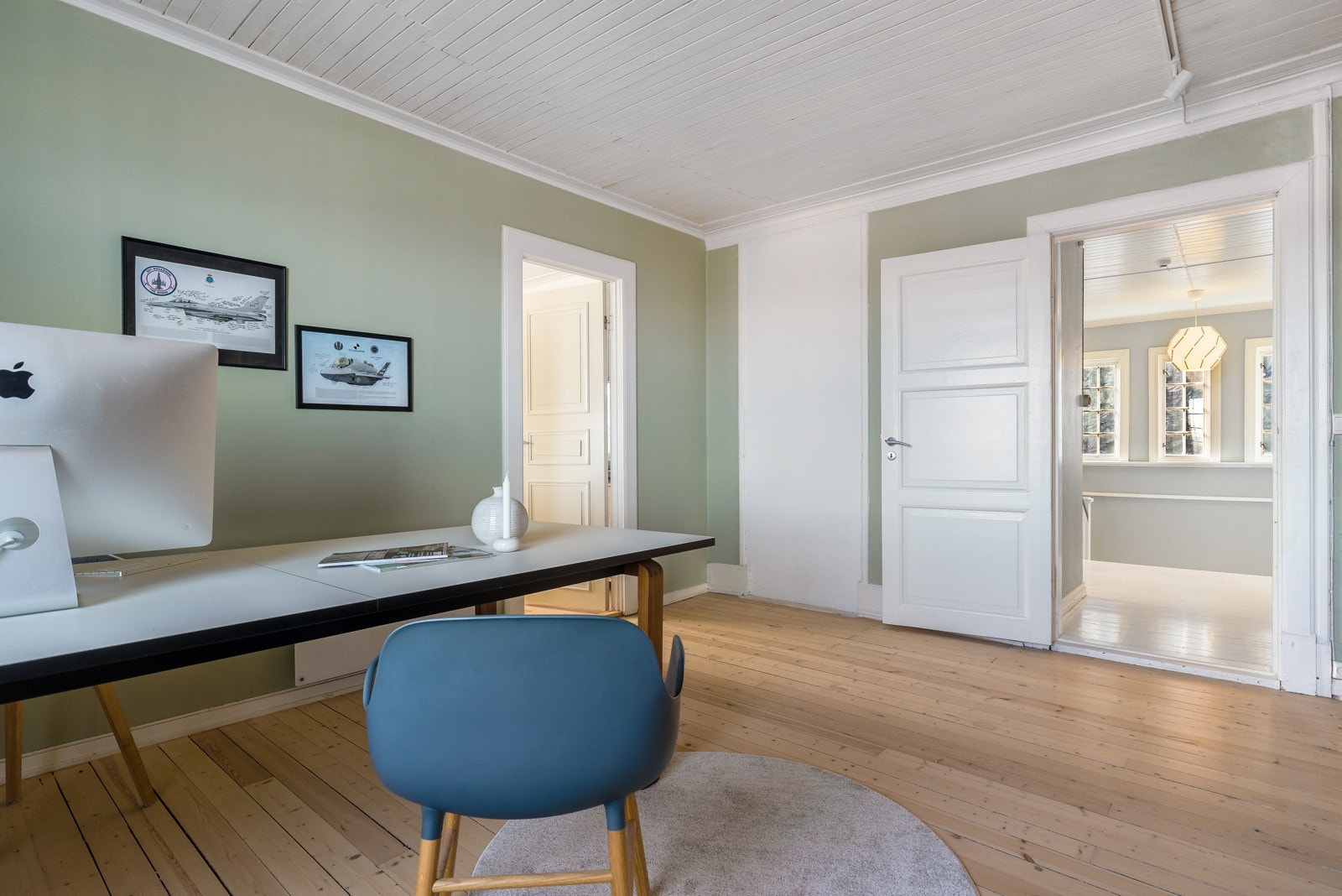 Egen stue i 2. etasje mellom soverommene. Galleribilde