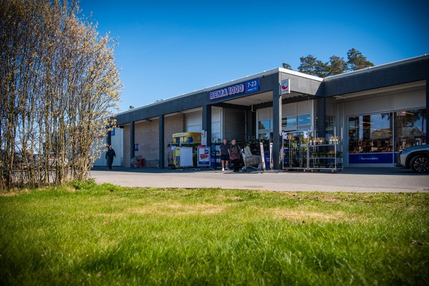 Daglivarehandelen kan gjøres på Rema 1000 som ligger like i nærheten Galleribilde