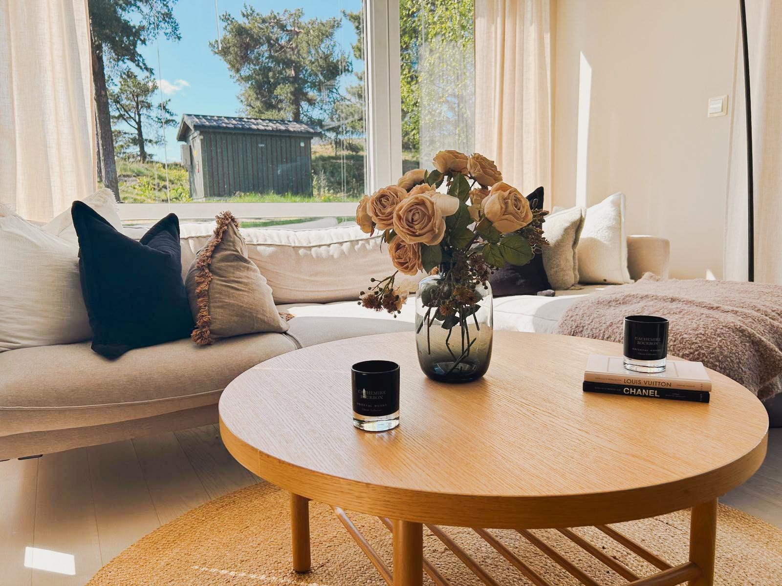 Leiligheten fremstår lys og delikat. Galleribilde