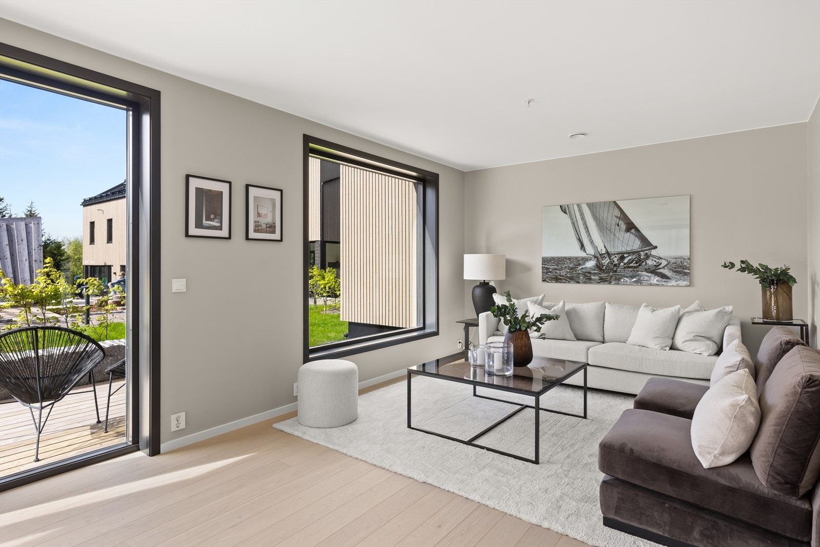 Boligen har en familievennlig planløsning med god flyt ut til uteområdene Galleribilde