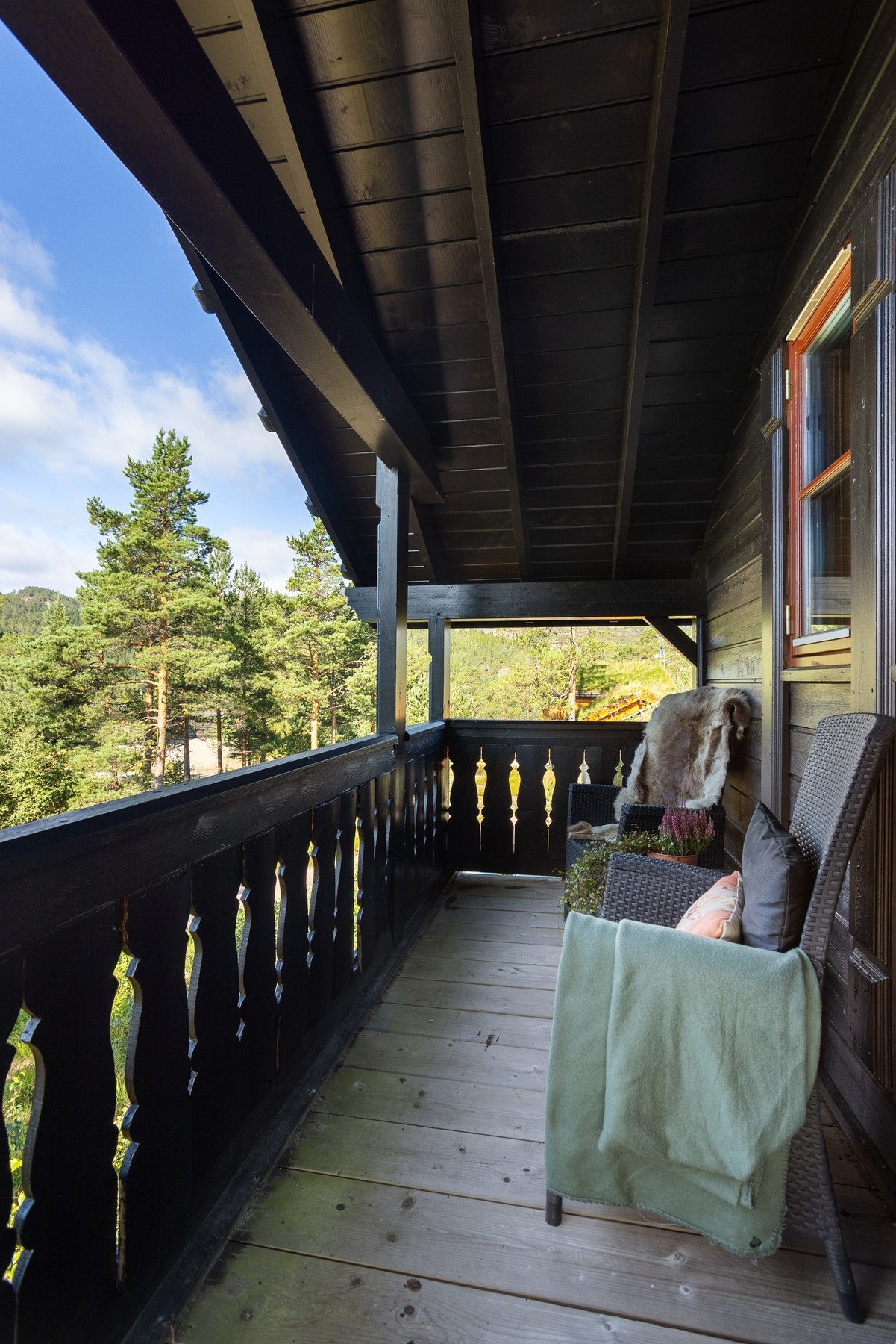 Terrasse ut fra loftstue Galleribilde