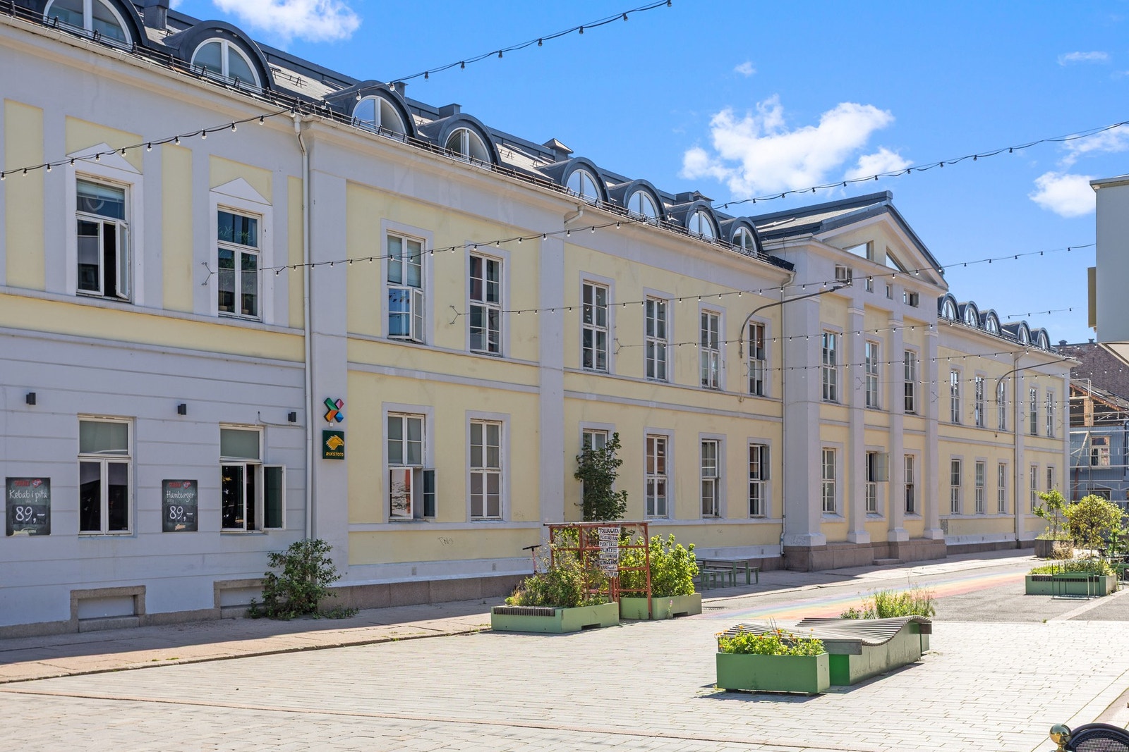 Bygget er opprinnelig fra 1868, men ble totalrenovert i 2004/05. Galleribilde