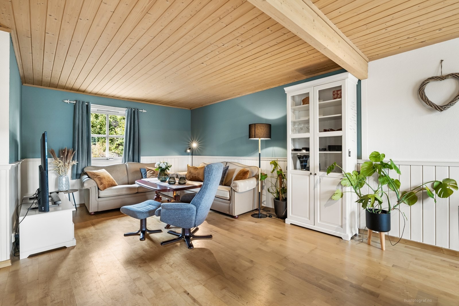 Koselig stue med god plass Galleribilde