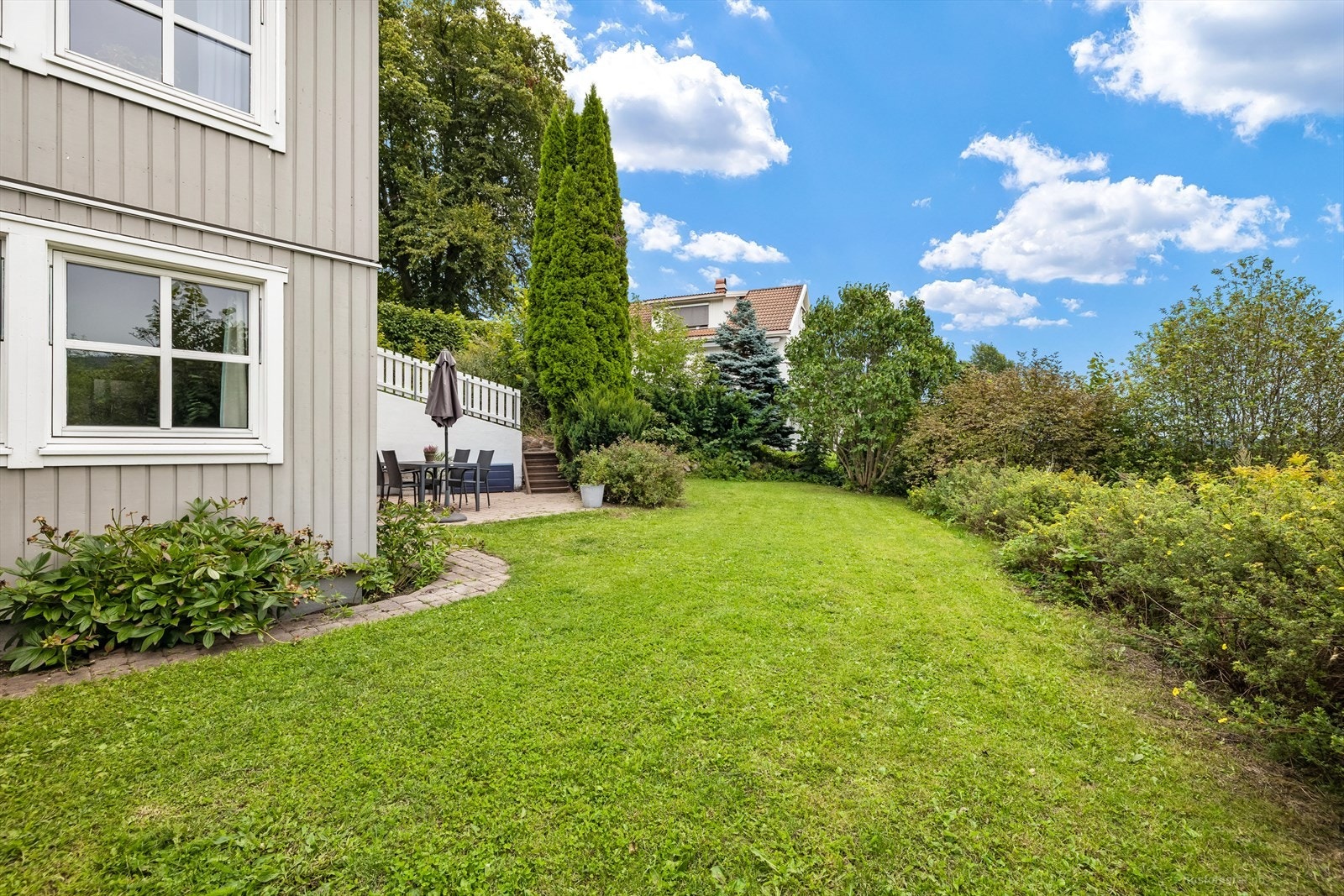 Hagen er velstelt og her er det plass til at hele familien kan samles. Galleribilde