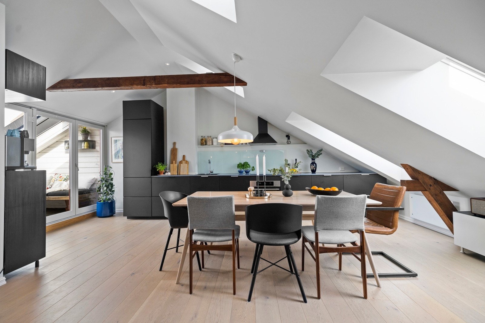 Maridalsveien 174 A presentert av Privatmegleren Aleksander Setsaas Galleribilde