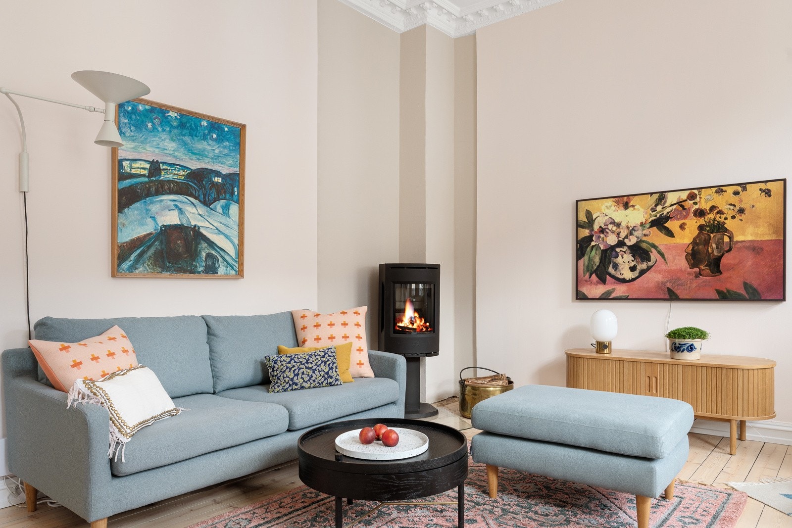 Energivennlig peisovn varmer godt på kalde dager Galleribilde