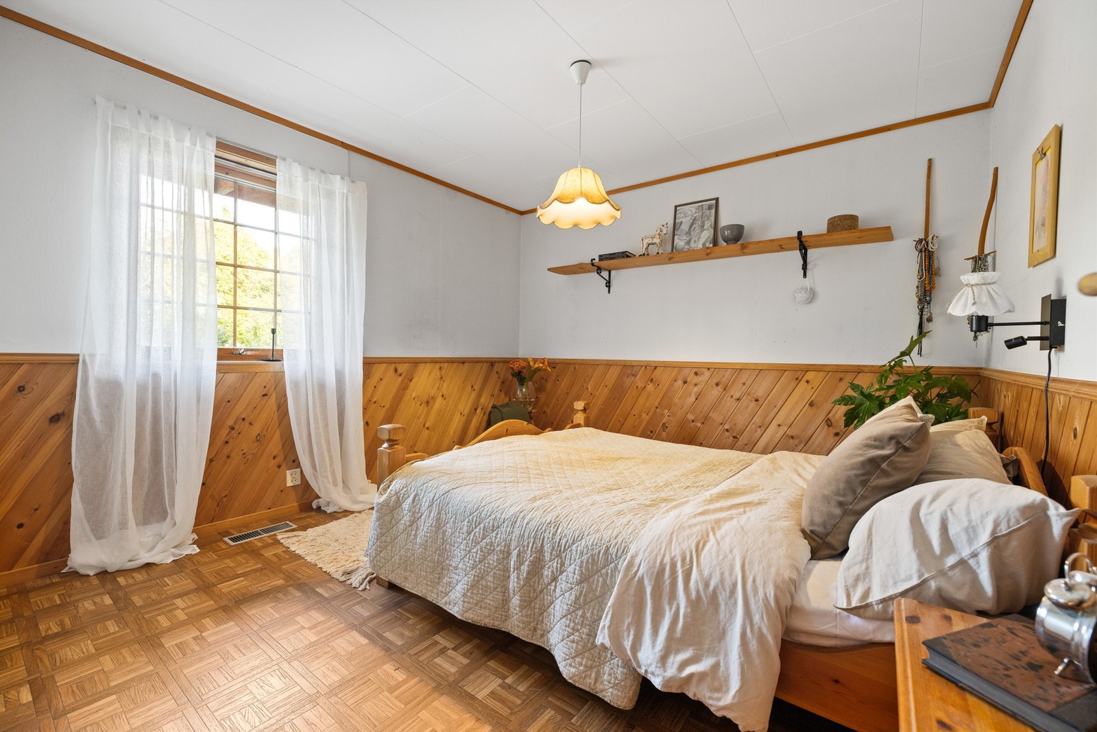 I 1. etasje har du 3 gode soverom. Galleribilde