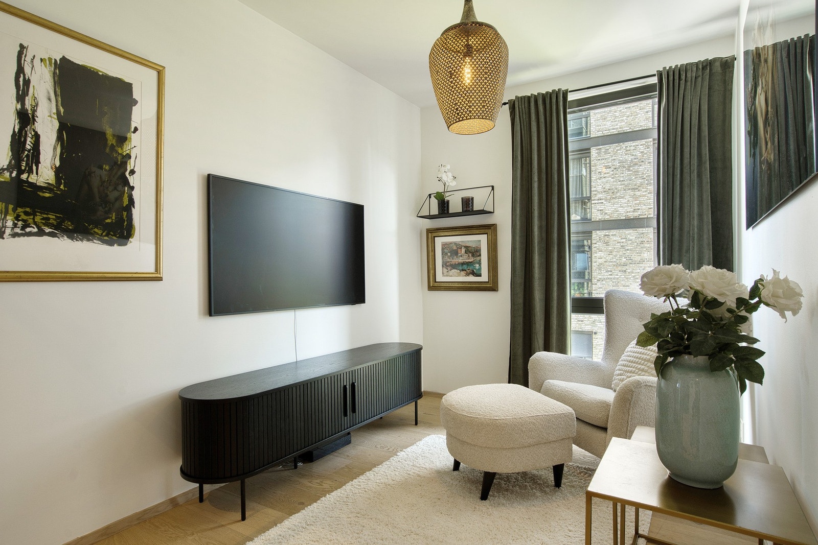 Soverom som i dag blir brukt som TV-rom. Galleribilde