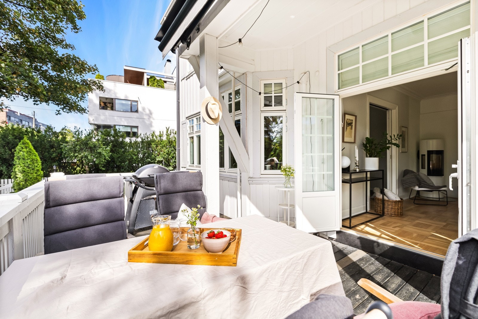 Terrasse. Galleribilde