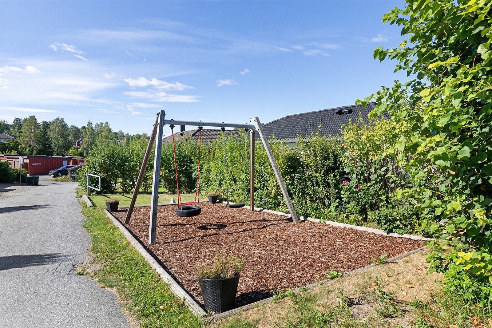 Hyggelig lekeplass i nærhet av boligen Galleribilde