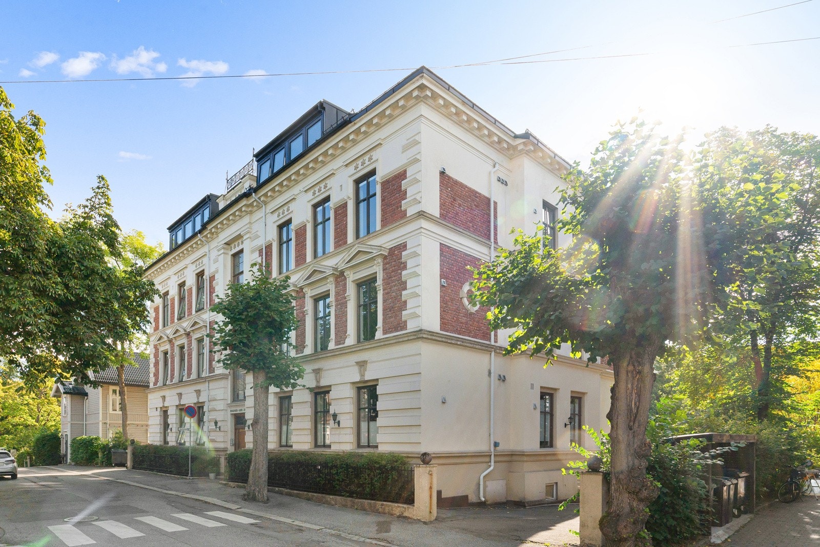 Velkommen til Bolteløkka og en lekker, moderne 2-roms hjørneleilighet i 3. etasje med egen parkeringsplass Galleribilde