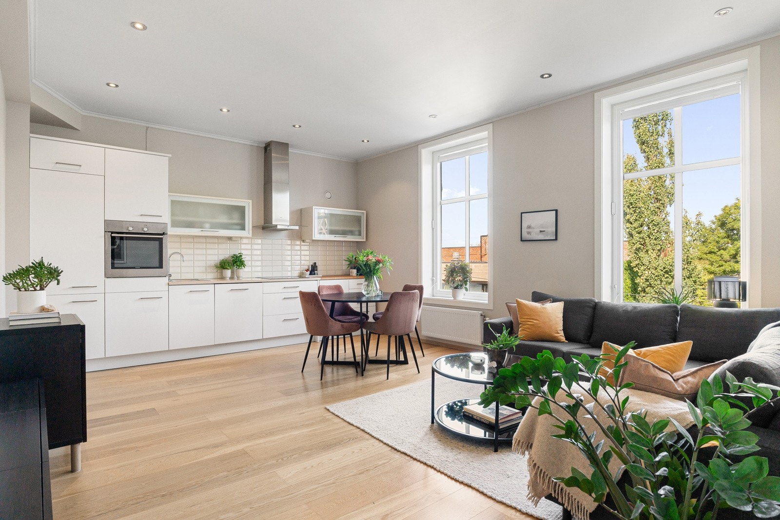 Det er en god takhøyde på hele 2,80 meter Galleribilde