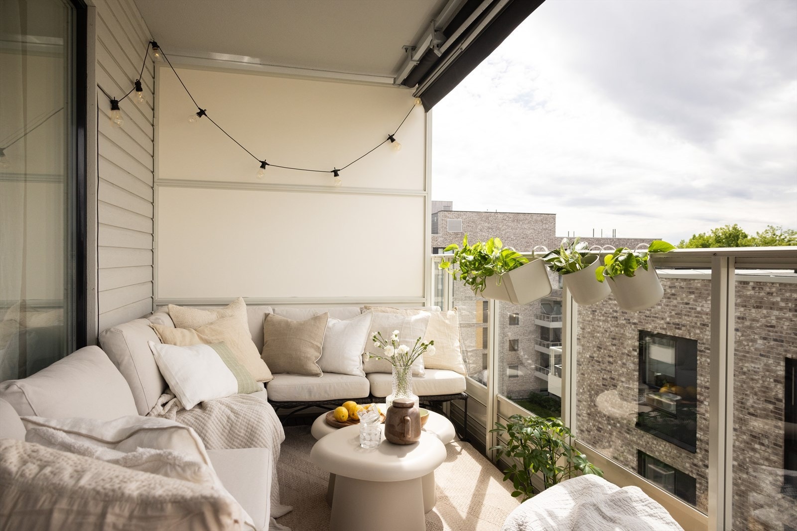 Leiligheten byr på en herlig vestvendt balkong på ca. 10 m² med gode solforhold. Galleribilde