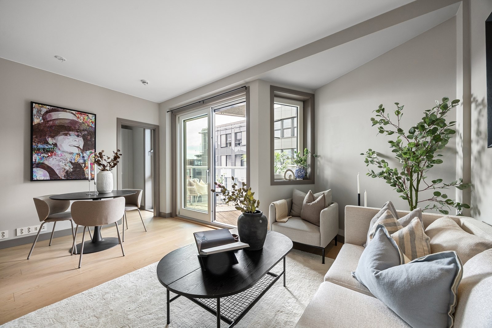 Renate Finnanger Fløan v/Nordvik Majorstuen har gleden av å presentere Fridtjof Nansens vei 5B! Galleribilde