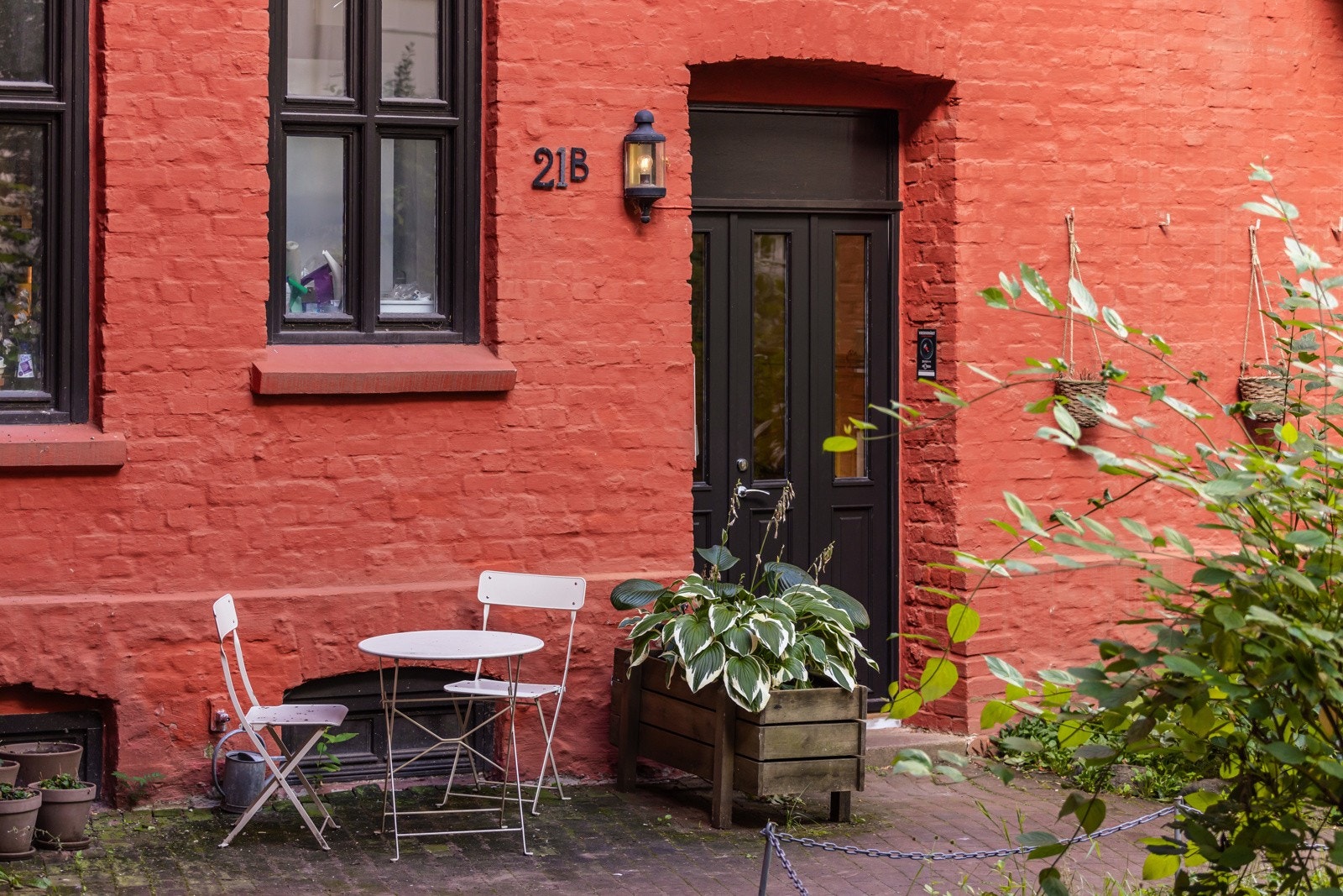 Sameiets fasade og inngangsdører er også nye! Galleribilde