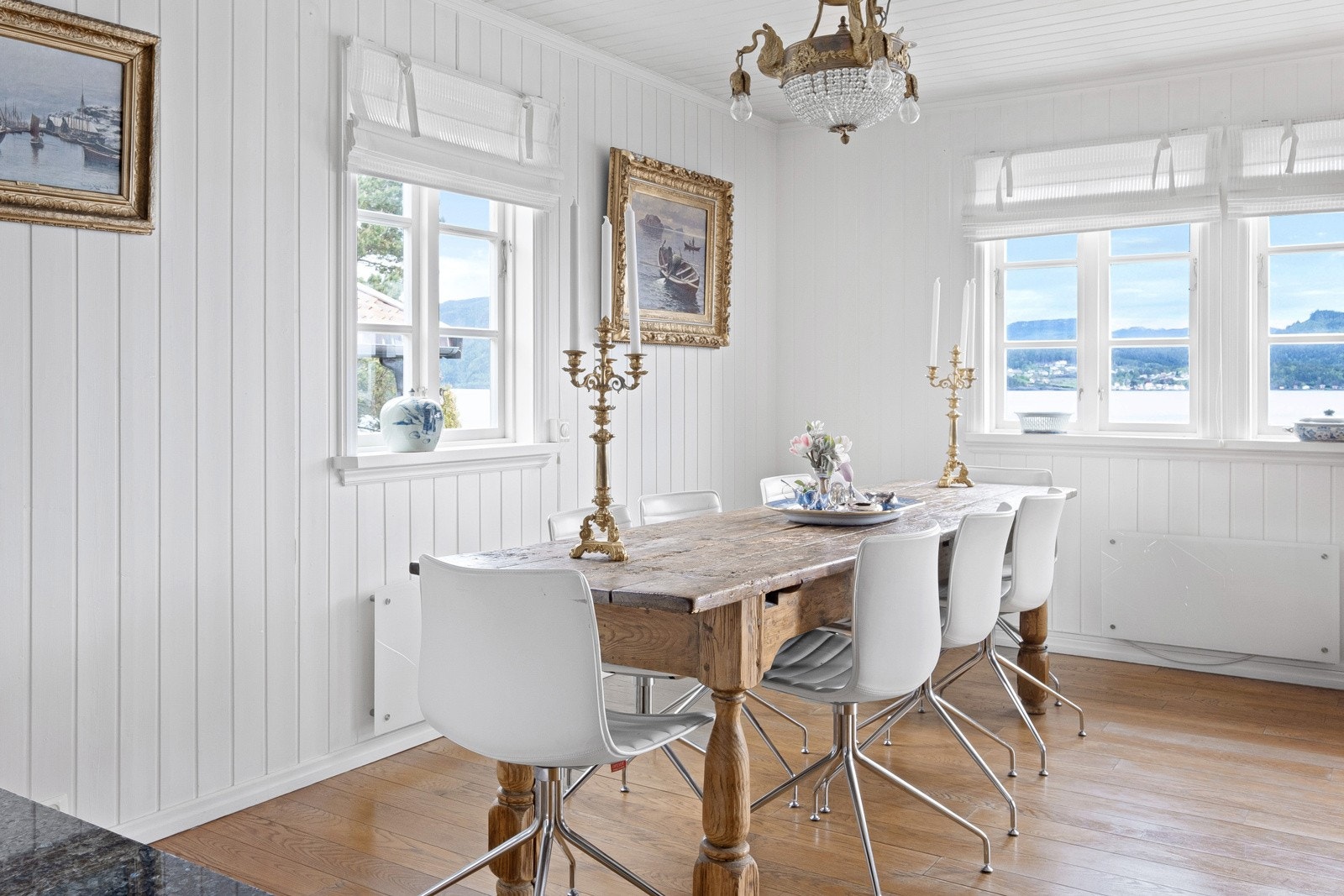 God plass til å samle familie og venner rundt bordet. Galleribilde