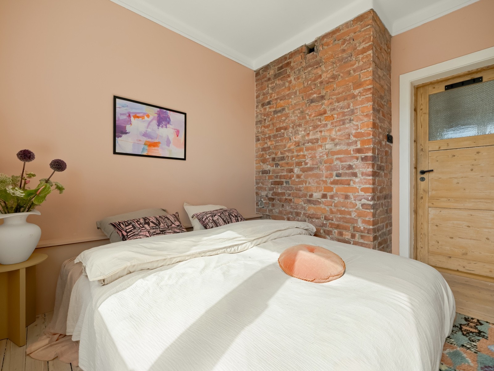 Soverommet er målt til hele 11 kvadratmeter. Galleribilde