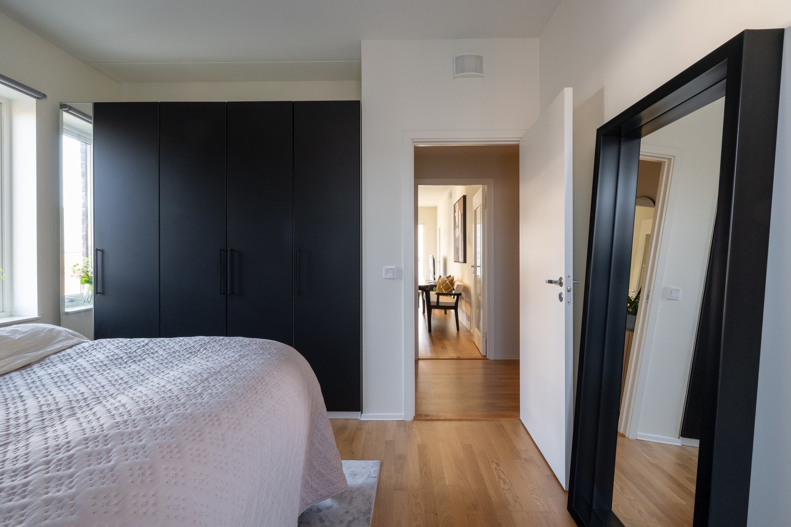 Garderobeløsningen blir selvsagt stående. Galleribilde